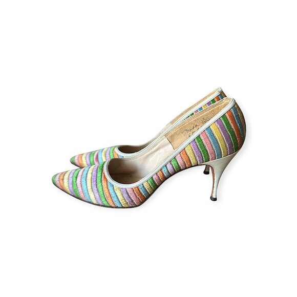 Vintage 1950s David Evins Rainbow Striped Pumps 50s 60s Heels Size 7 AAAA Narrow - Picture 5 of 13